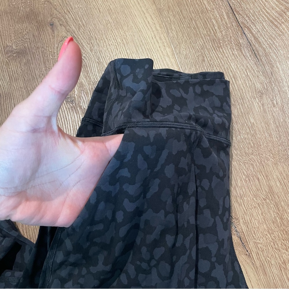 lululemon athletica Black Patterned Joggers - Picture 5 of 7